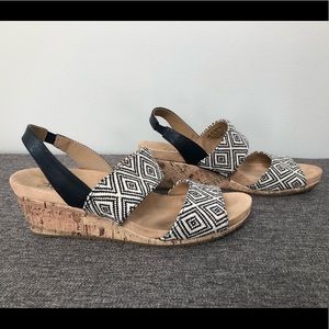 Life Stride Navy Blue & White Marcela Wedge Sandal